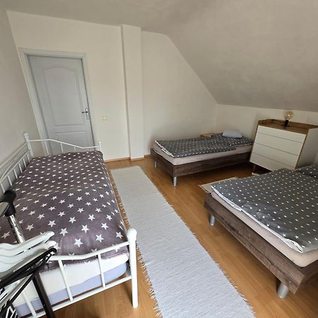 Appartement In Nitra Under The Zobor-Hill Zewnętrze zdjęcie